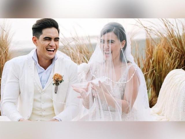 Juancho Trivino at Joyce Pring emotional at their wedding