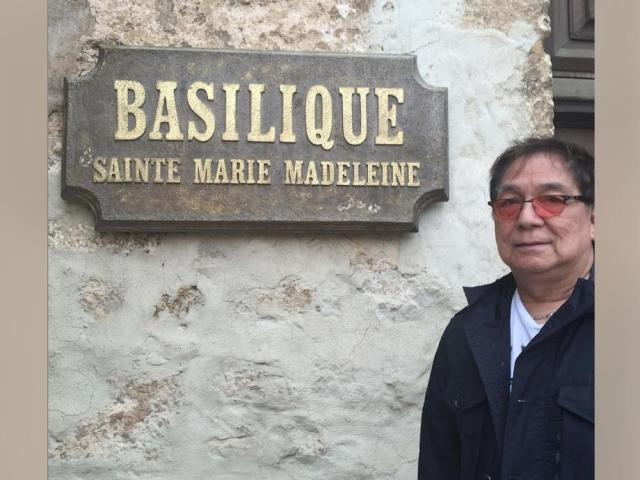 Joey de Leon at the Basilica of Saint Mary Magdalene