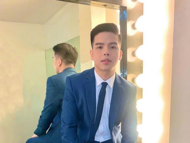 Anthony Rosaldo covers Frozen 2 song Into the Unknown