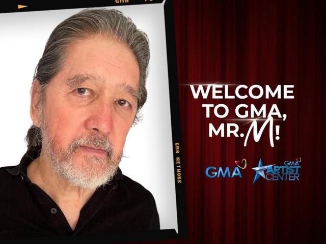 Johnny Manahan signs with GMA Artist Center