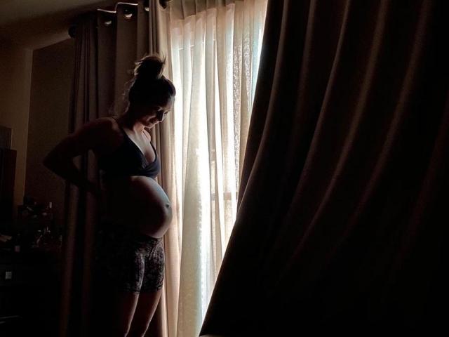iya villania baby bump at eight months pregnancy