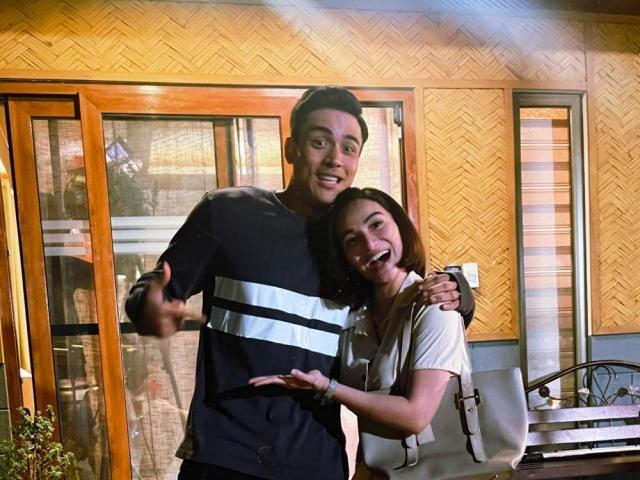 Xian Lim and Jennylyn Mercado para sa love die repeat