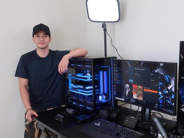 Alden Richards gaming setup