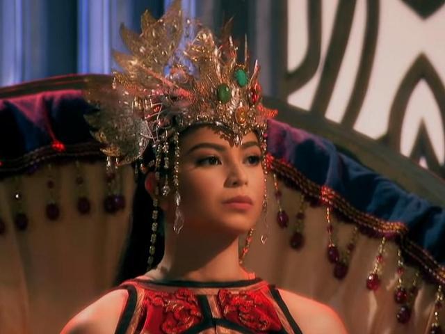 Glaiza De Castro as Pirena in Encantadia