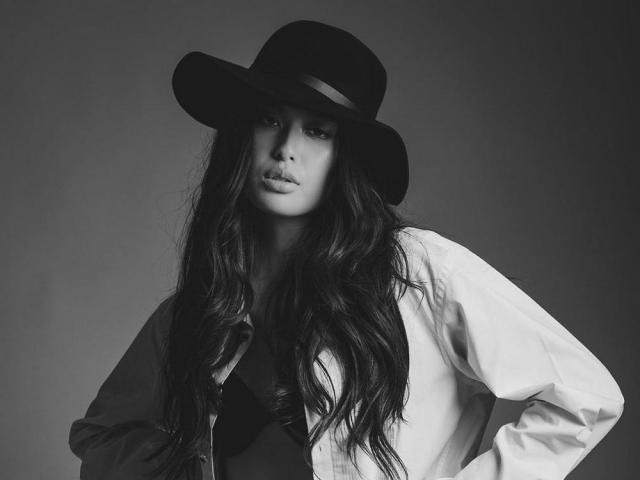 Michelle Dee for Game On