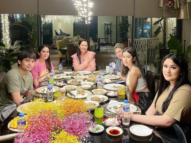Pacquiao family with Ruffa Gutierrez