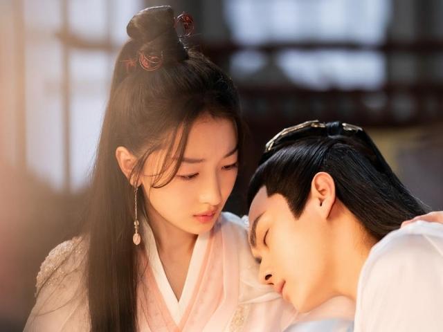 Zhou Dong Yu and Xu Kai