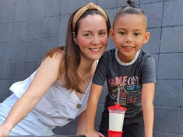 Cheska Kramer farming