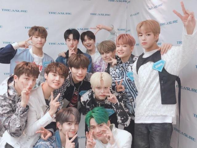 TREASURE prepares to perform Boy