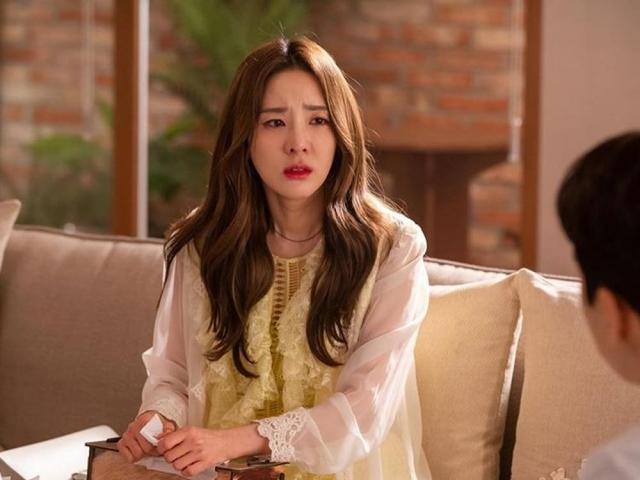 Sandara Park in Dinner Mate