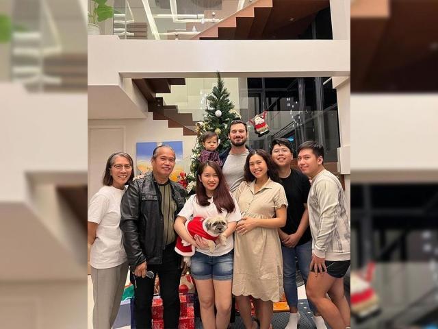 Rachelle Ann Go and family