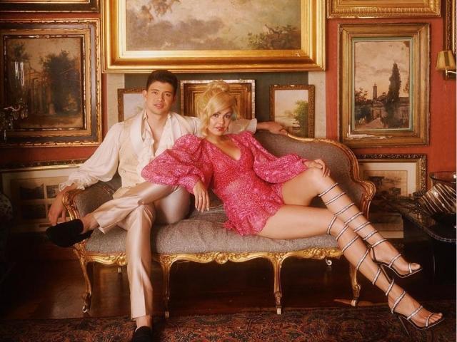 Janine Gutierrez and Rayver Cruz looked gorgeous as modern-day Marie Antoinette and Louis XVI