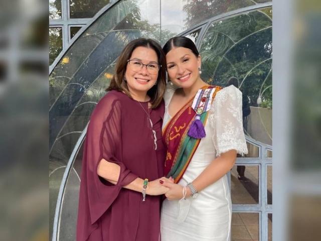 Tippy Dos Santos and Happy Dos Santos