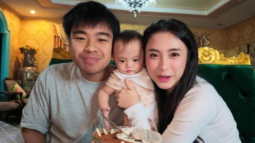  Bea Borres and Meray Yamada 