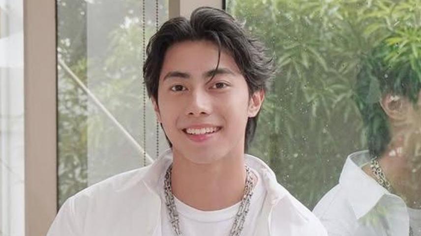 Sparkle Campus Cutie Mad Ramos