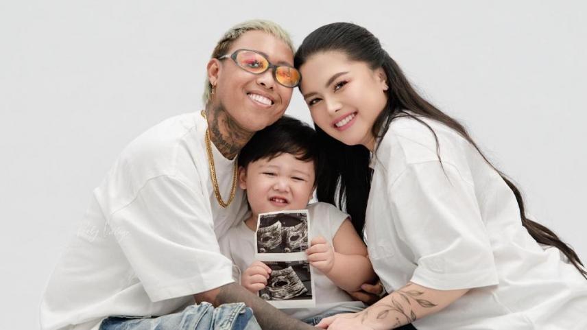 Whamos Cruz and family