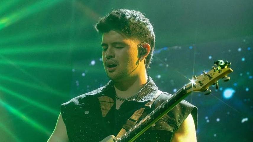 Rayver Cruz song for Julie Anne San Jose