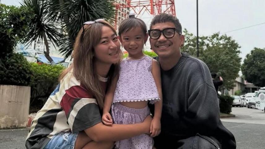 Jhong Hilario, Sarina Hilario