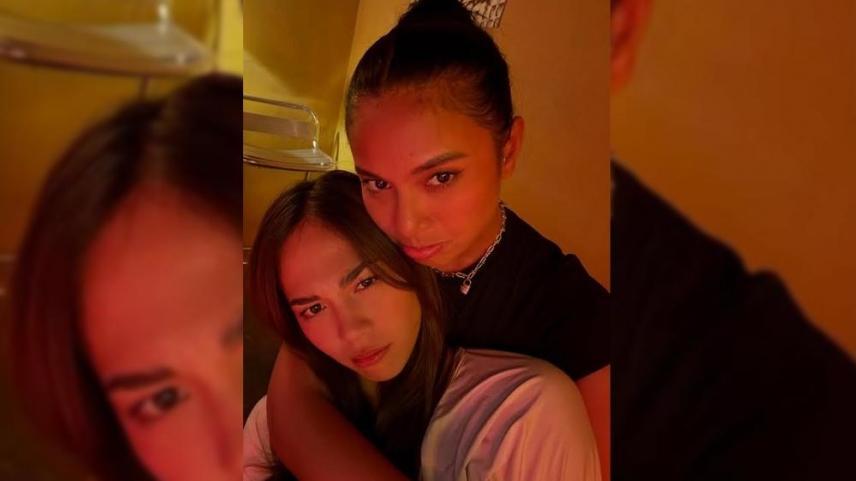 Klea Pineda and Janella Salvador