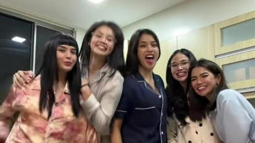 Shuvee Etrata Ashley Ortega Roxie Smith Skye Chua Sugar Mercado