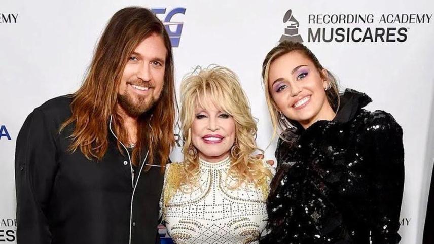 billy ray cyrus with dolly parton and miley cyrus