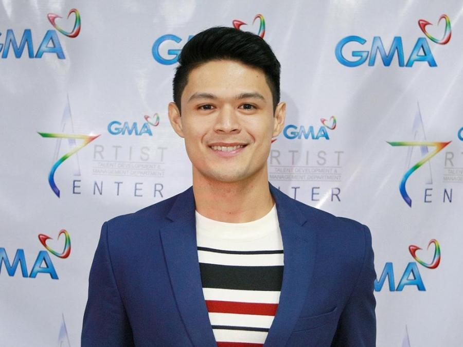 Jon Rugama Jon Lucas, pumirma sa GMA Artist Center | GMA Entertainment