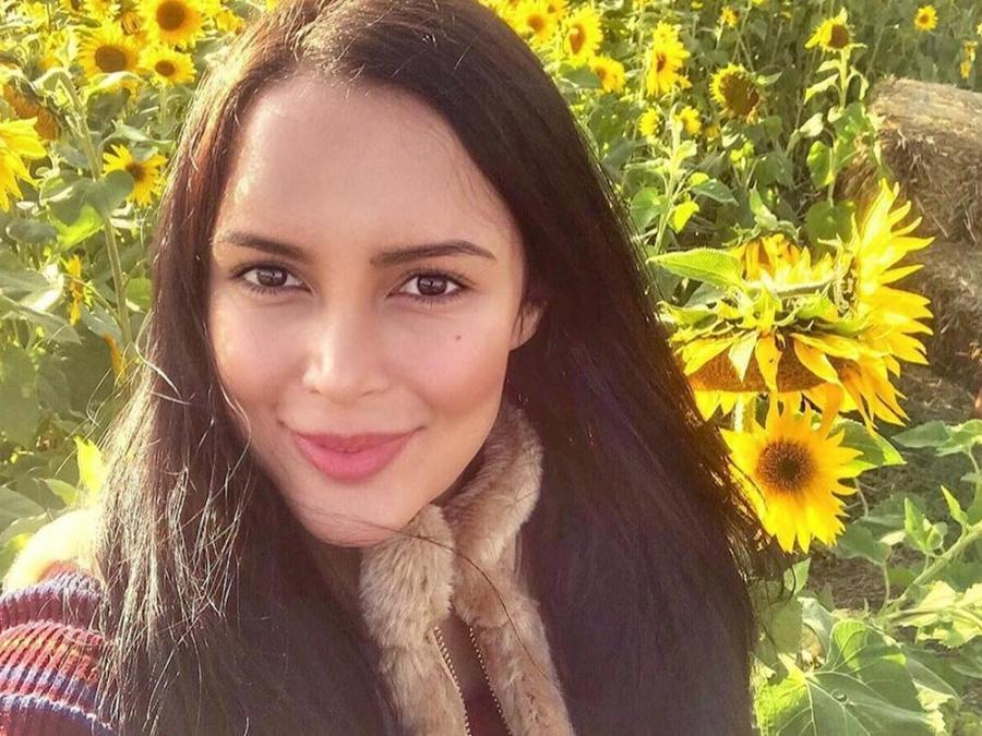 Jewel Mische 6 and a half months pregnant