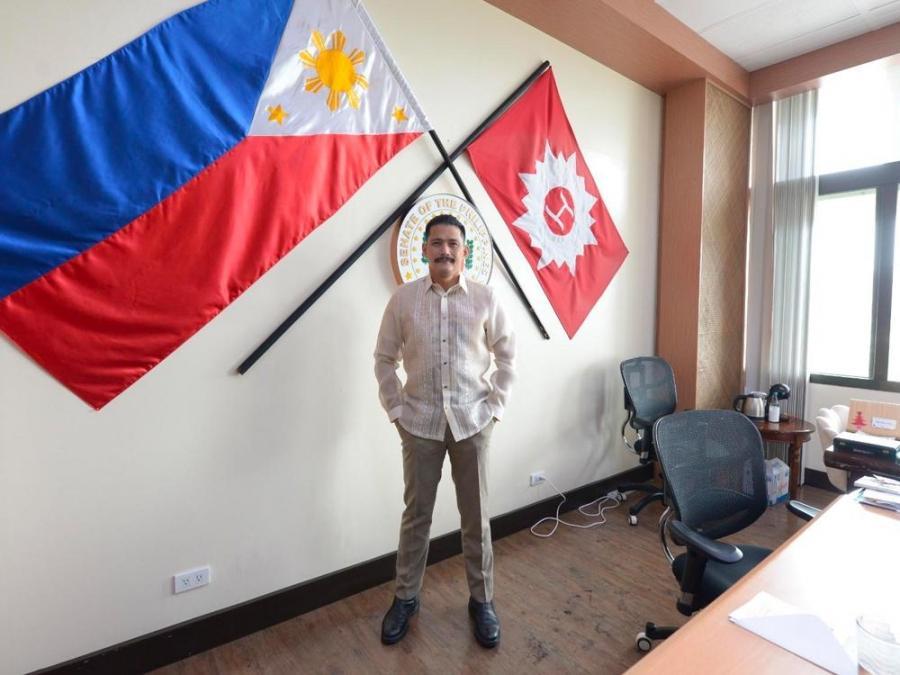 Sen Robin Padilla Wears A Barong That S Less Than P7 000 For Senate Opening Session GMA