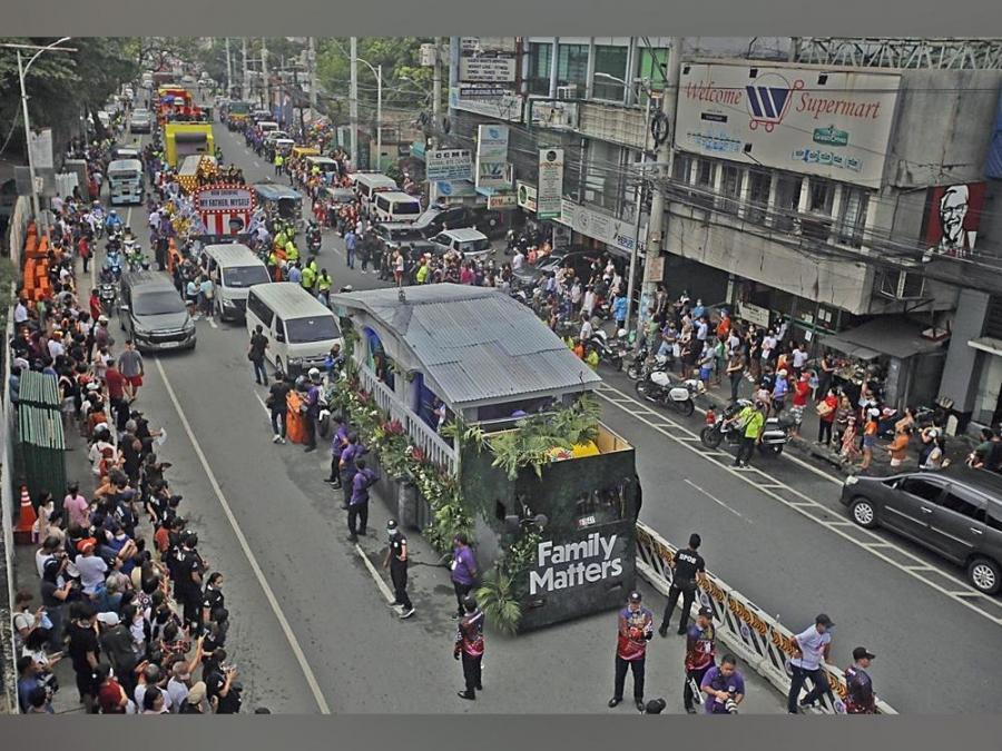 MMFF parade