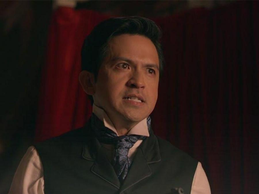 Dennis Trillo in Maria Clara at Ibarra
