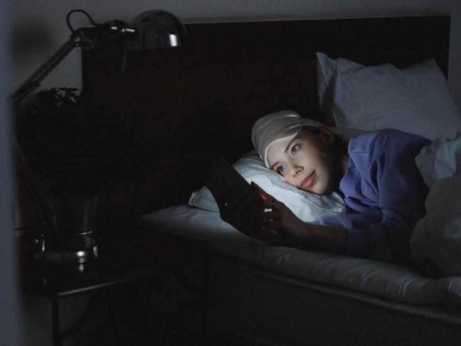 Ask Dr. Jean Is my gadget's blue light bad for my skin?