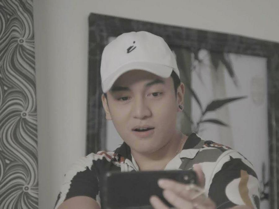 Jak Roberto as DJ Loonyo