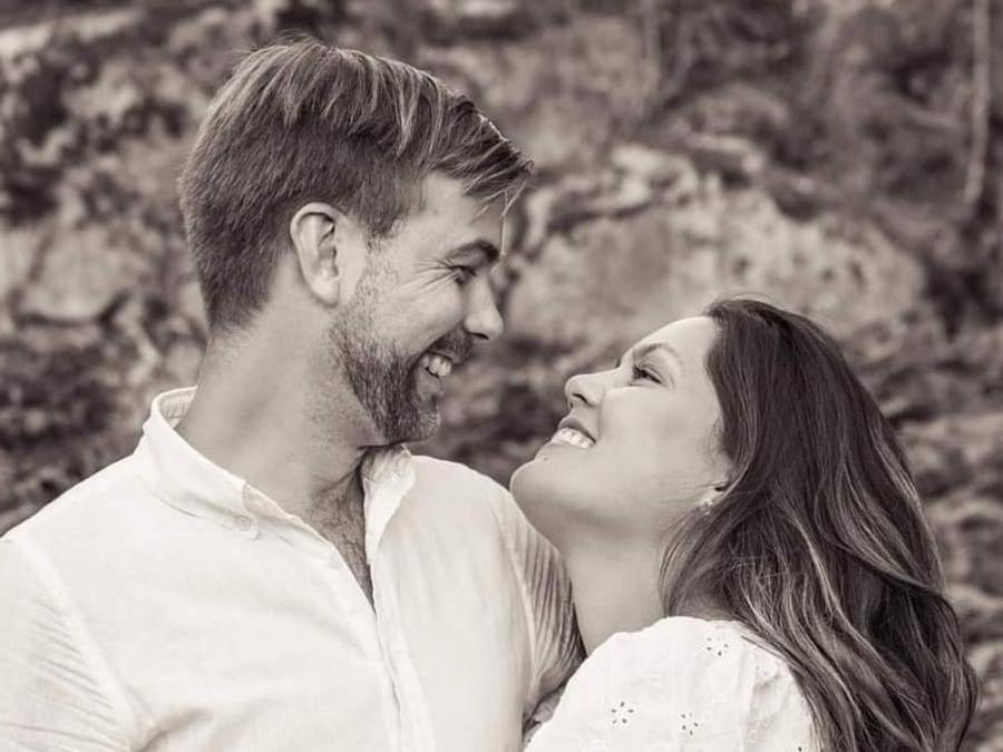 cloie syquia is engaged