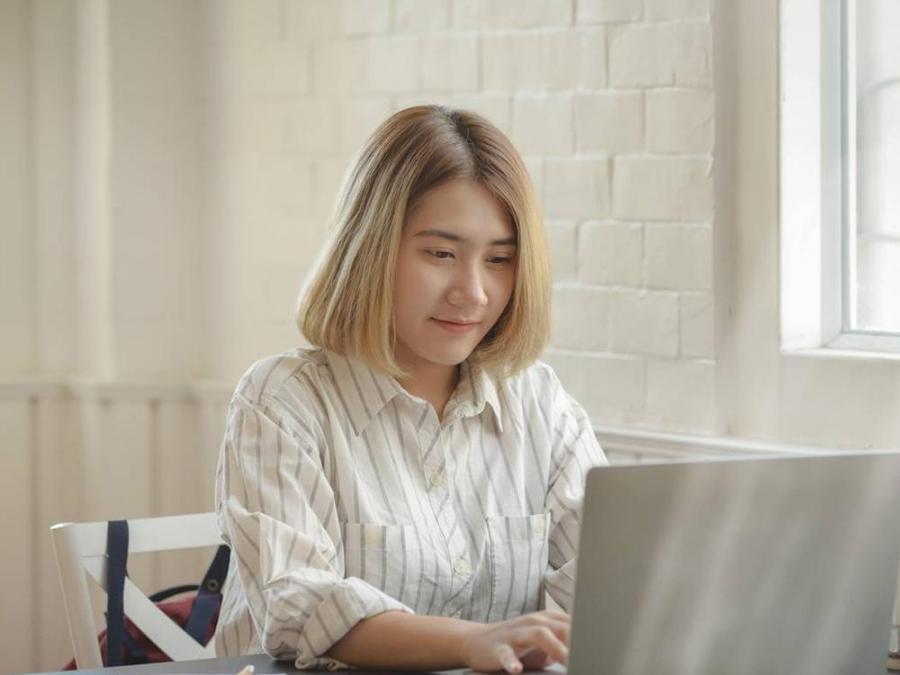 student researching online