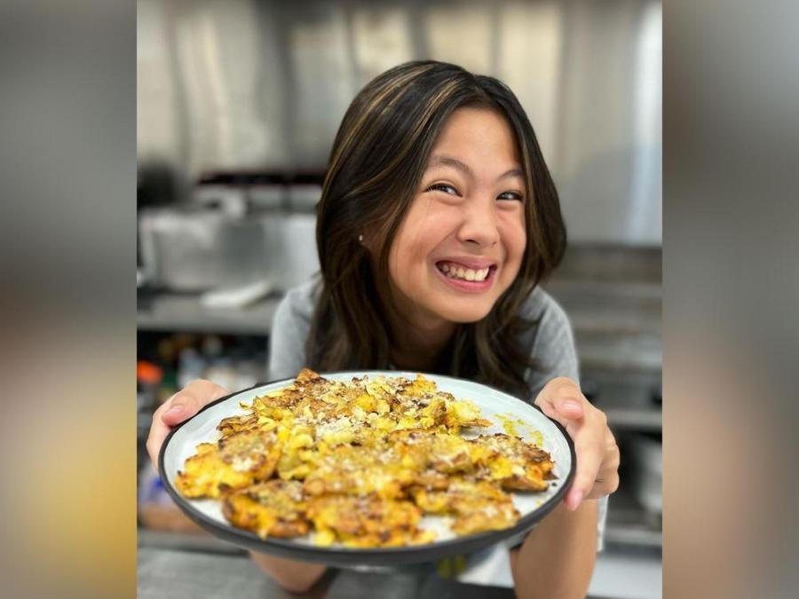  Gummy, daughter of Bettina Carlos 