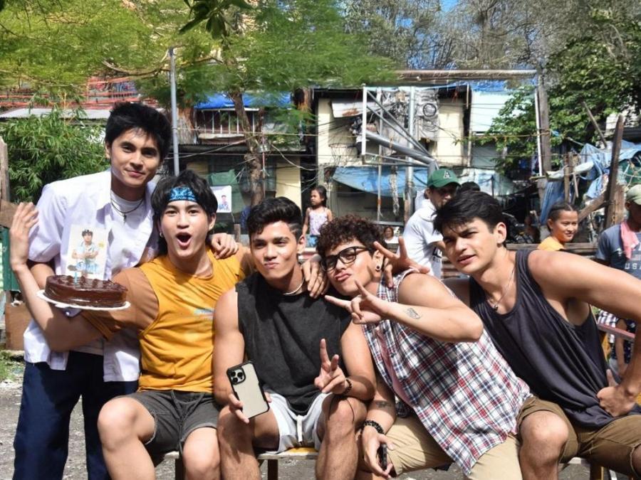 Miguel Tanfelix in Mga Batang Riles