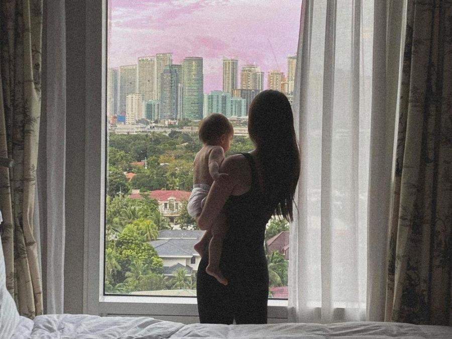 Anne Curtis and Dahlia Amelie