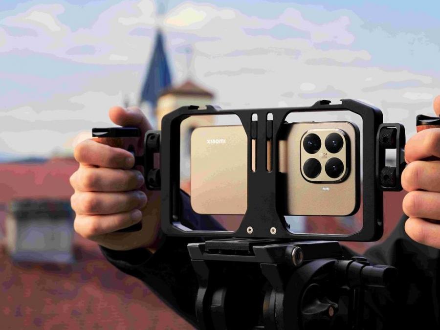 Level up your shots and style with this smartphone's design and performance