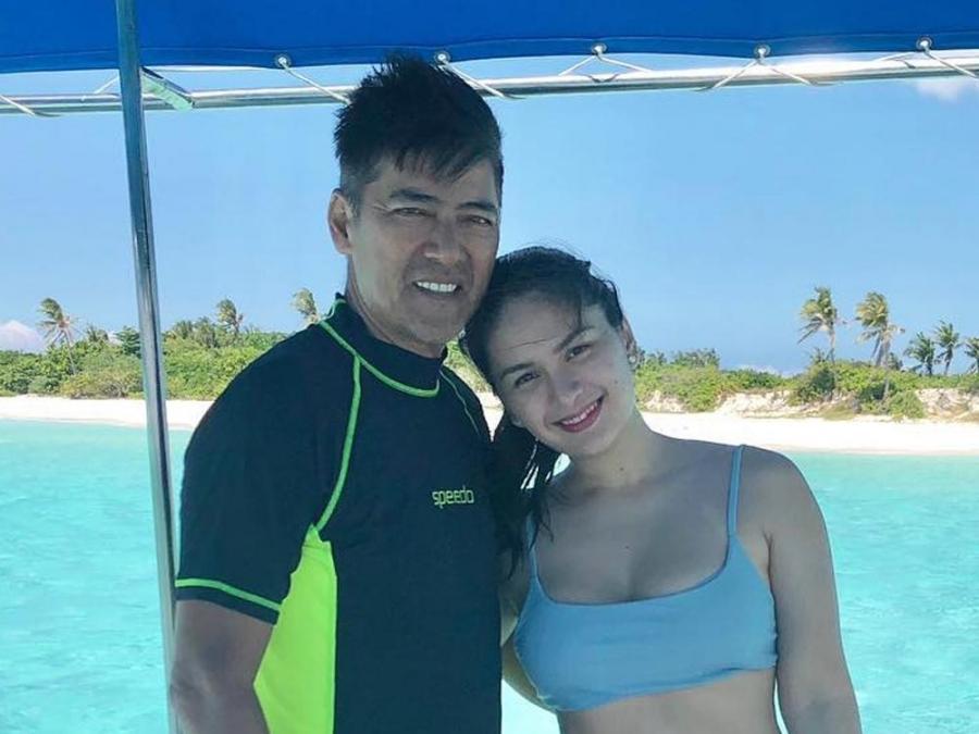 Read Vic Sotto Reacts To Viral Bikini Photo Of Pauleen Luna Gma My Xxx Hot Girl