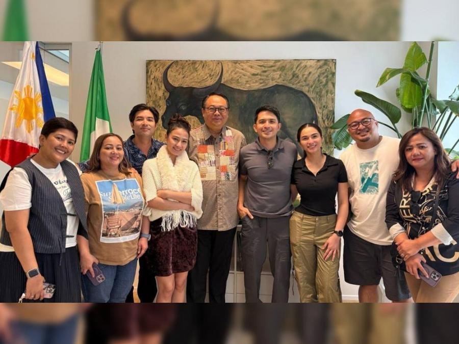 Sanggang Dikit FR, Milan Consulate