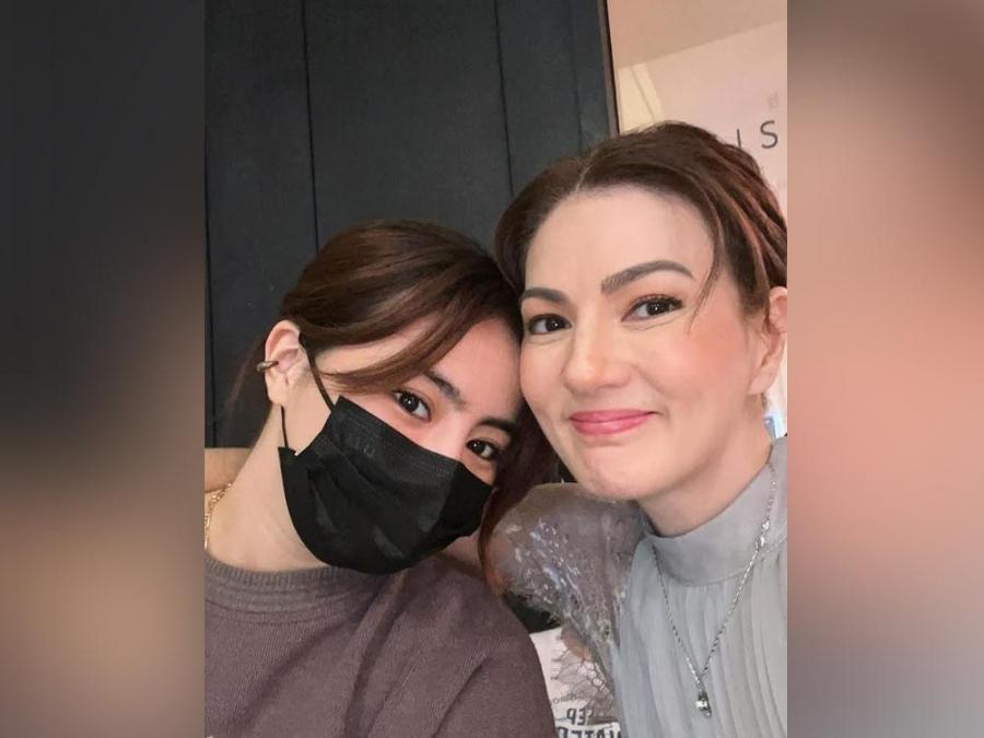 Cassy Legaspi and Carmina Villaroel