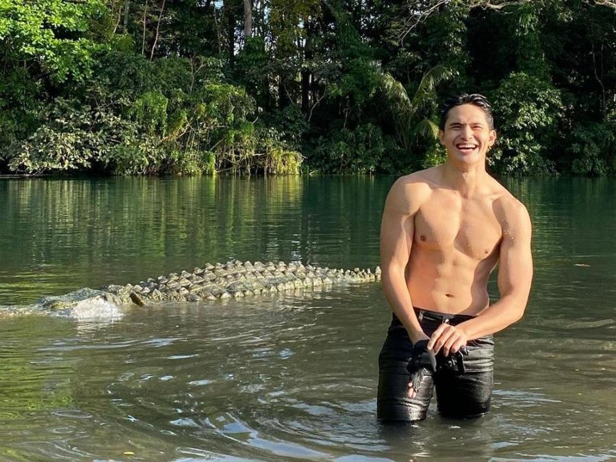 Ruru Madrid and Dakila in Lolong