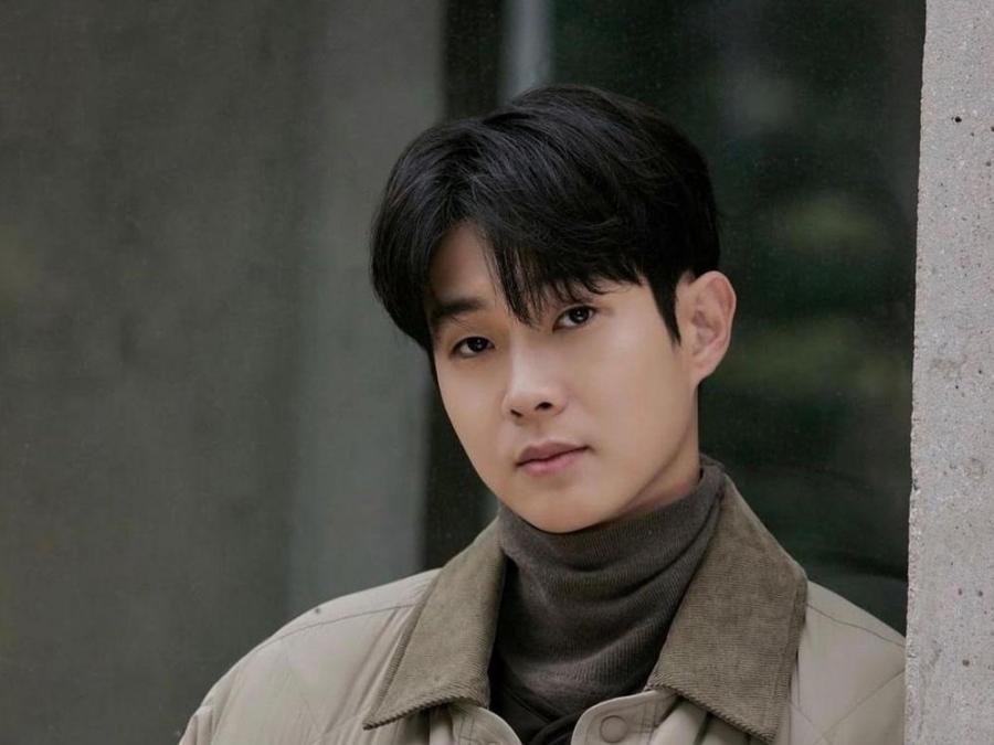 Korean star Choi Wooshik is reportedly spotted in Manila GMA