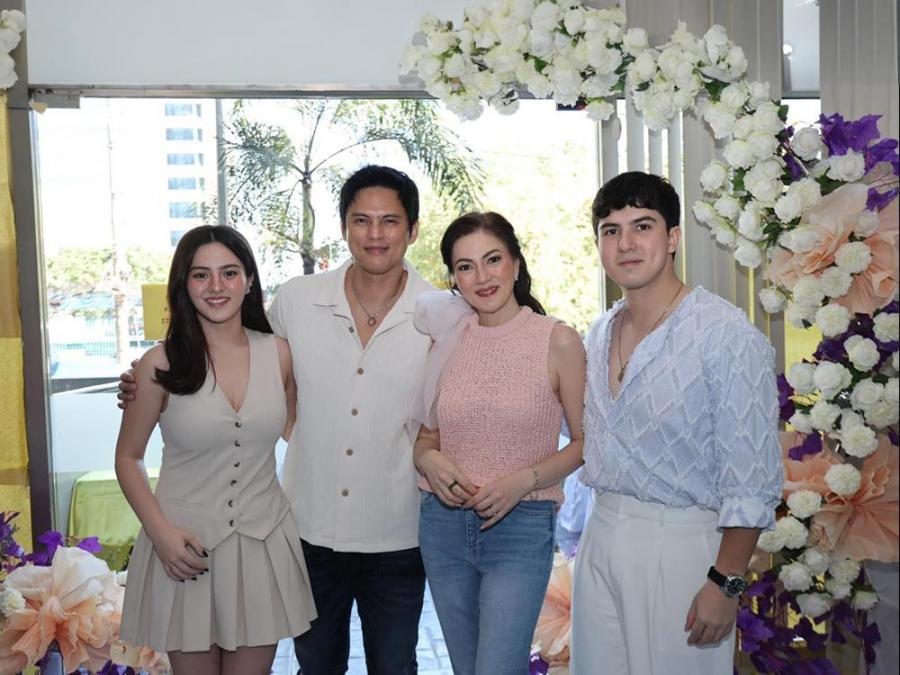 Carmina Villarroel Zoren Legaspi Cassy Legaspi Mavy Legaspi