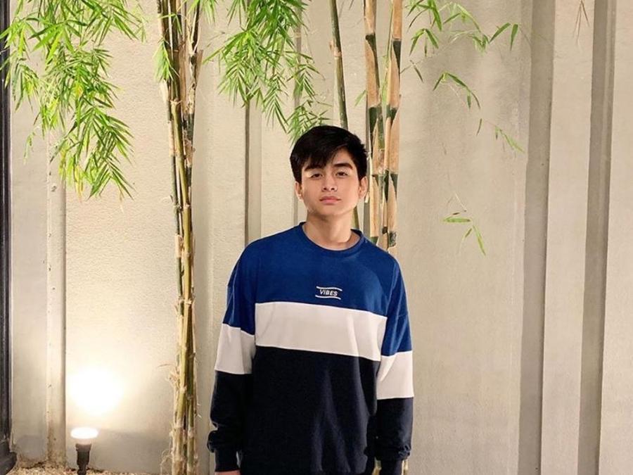 Will Ashley to receive his silver play button after 100k subscribers