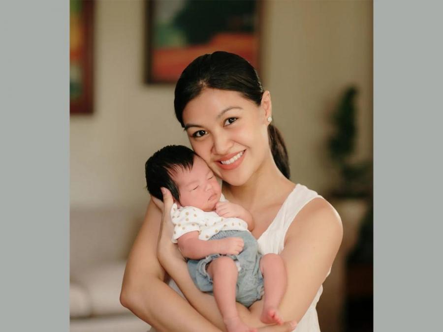 Winwyn Marquez and Baby Luna Teresita Rayn