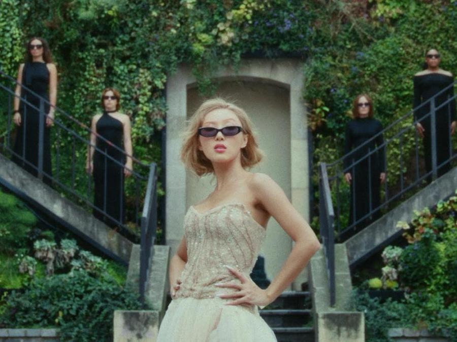 MAMAMOO HWASA na music video