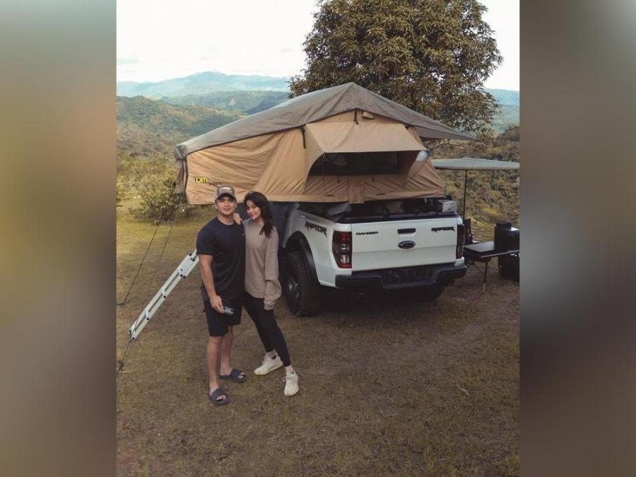 Bea Alonzo and Dominic Roque