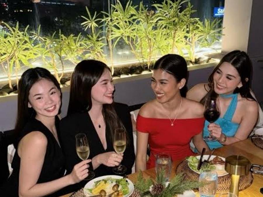 shuvee etrata skye chua roxie smnith ashley ortega