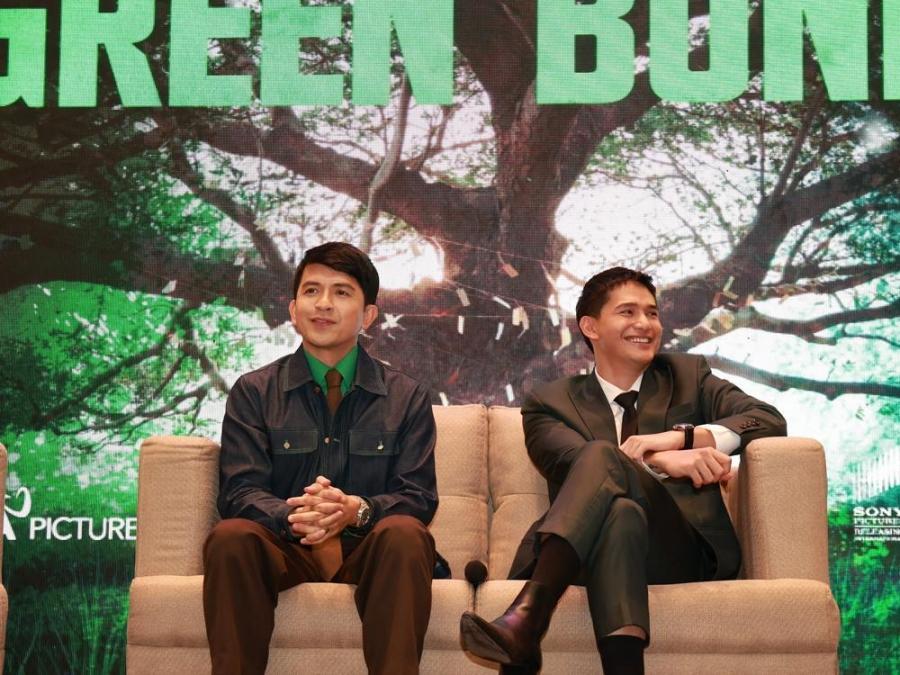 Ruru Madrid and Dennis Trillo